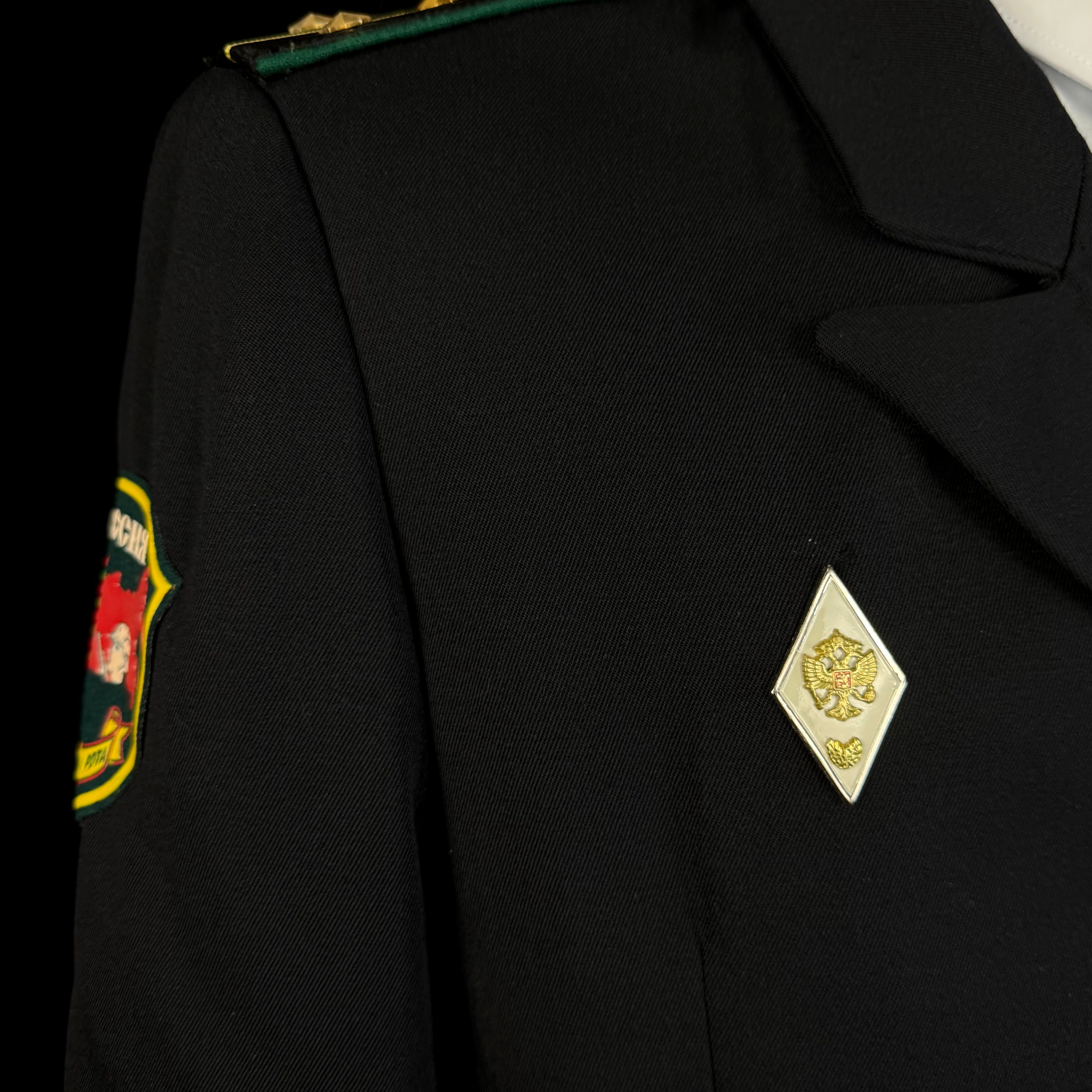 Russian FSB Border Maritime Units Senior Lieutenant Service Uniform – Complete Set with Tunic, Trousers, Summer Visor Cap & Badge, Rare Issue