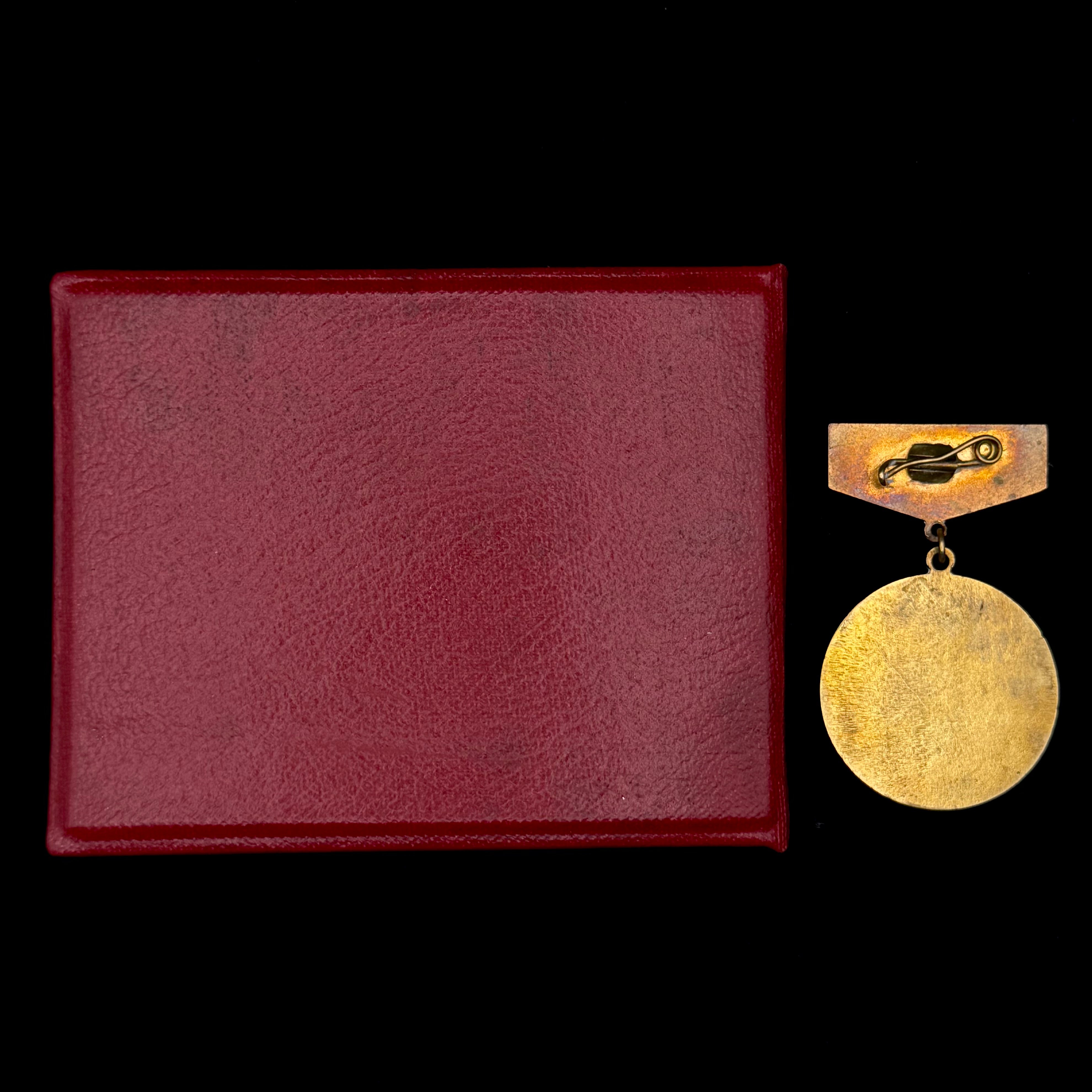 1976 Mongolian People’s Republic People’s Court 50th Anniversary Badge with Award Document – Rare Original Issue
