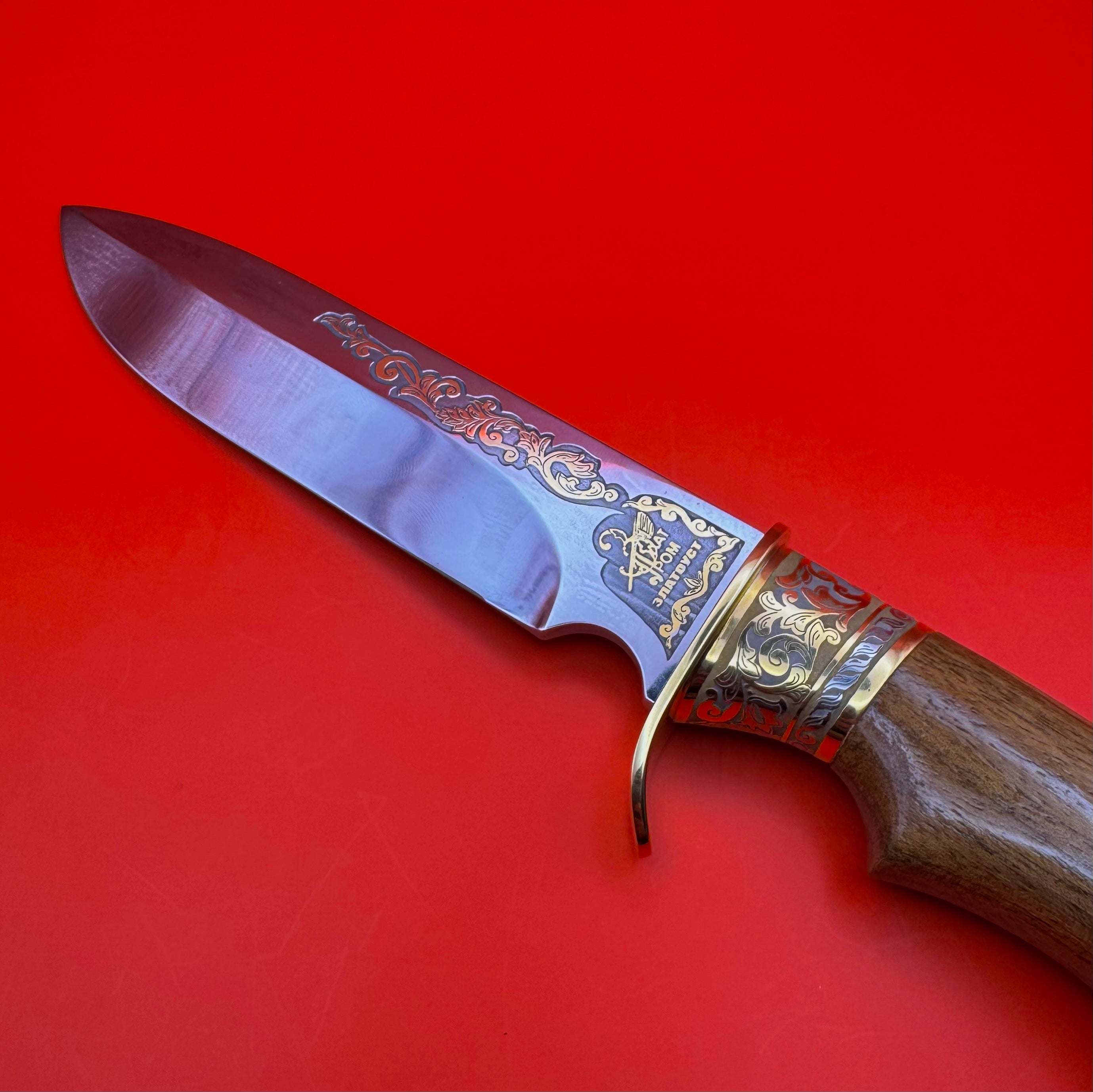 Russian Luxury Hunting Gift Set Gold Plated Knife Axe Flask With Box