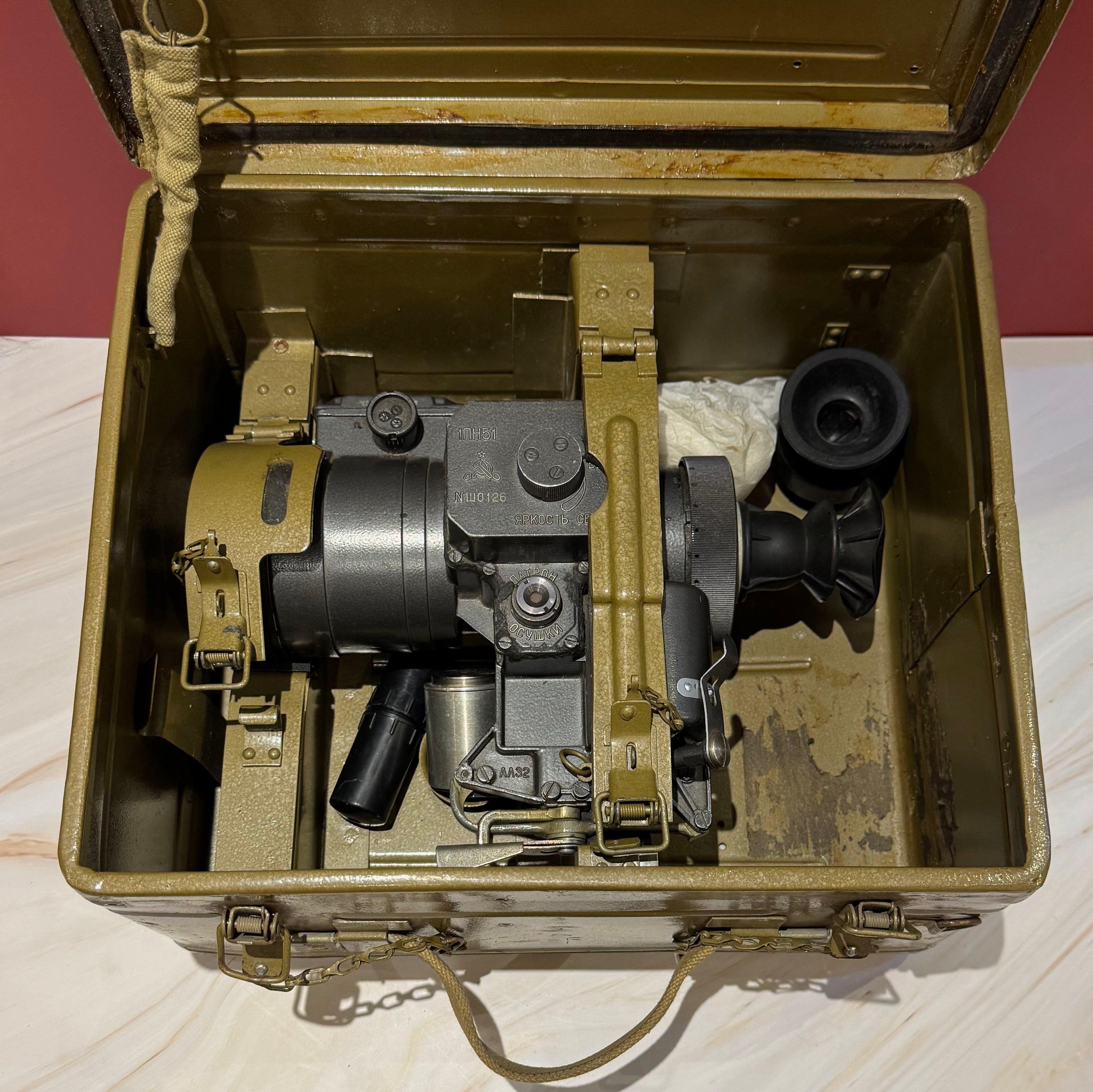 Soviet 1PN51 Night Vision Scope With Case & Accessories Functional