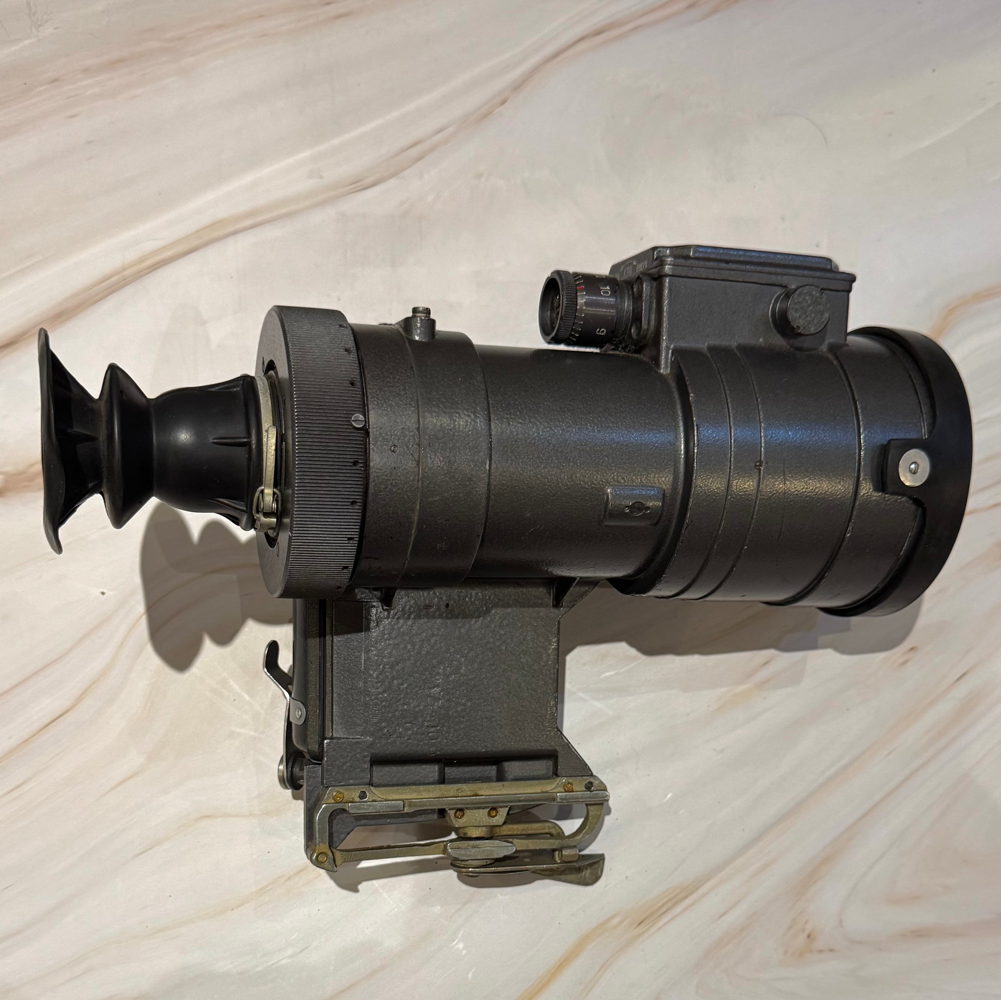 Soviet 1PN51 Night Vision Scope With Case & Accessories Functional