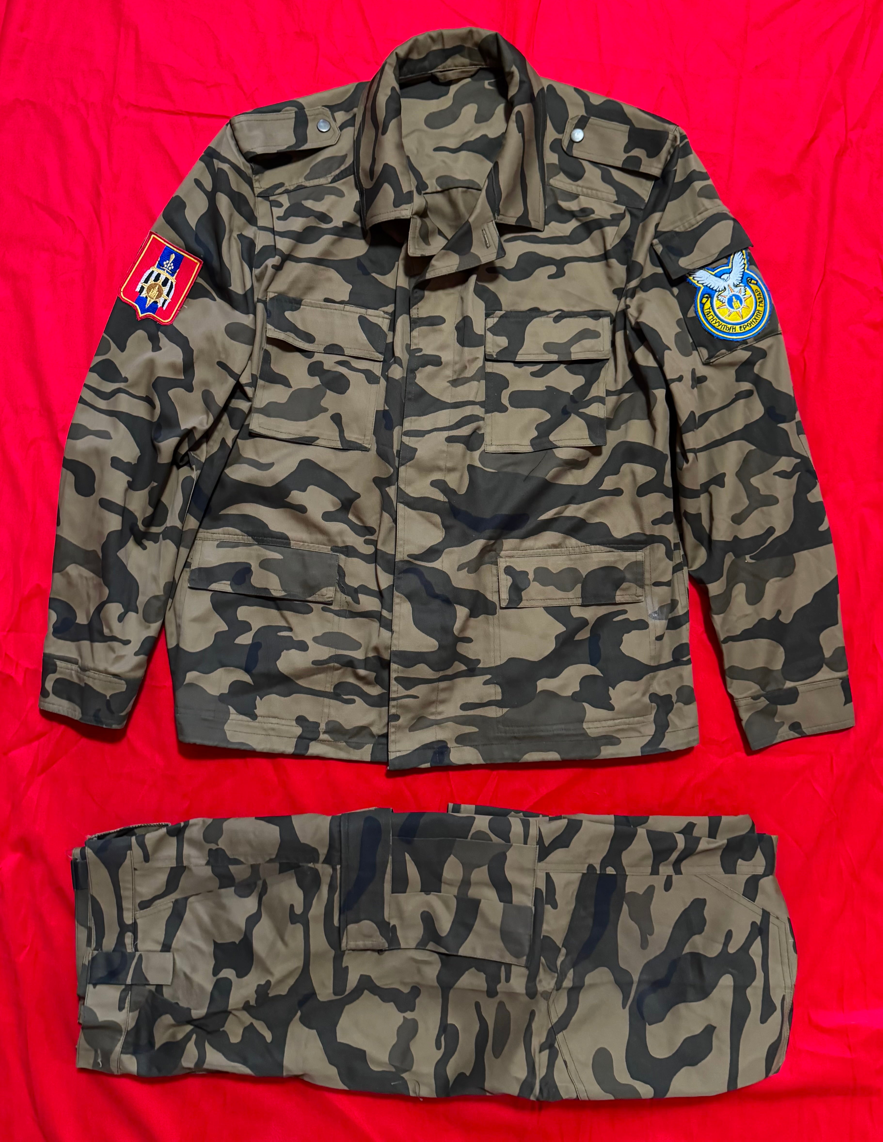 2000s Mongolian Intelligence Agency Spy Camo Uniform Set Unissued – Size Medium