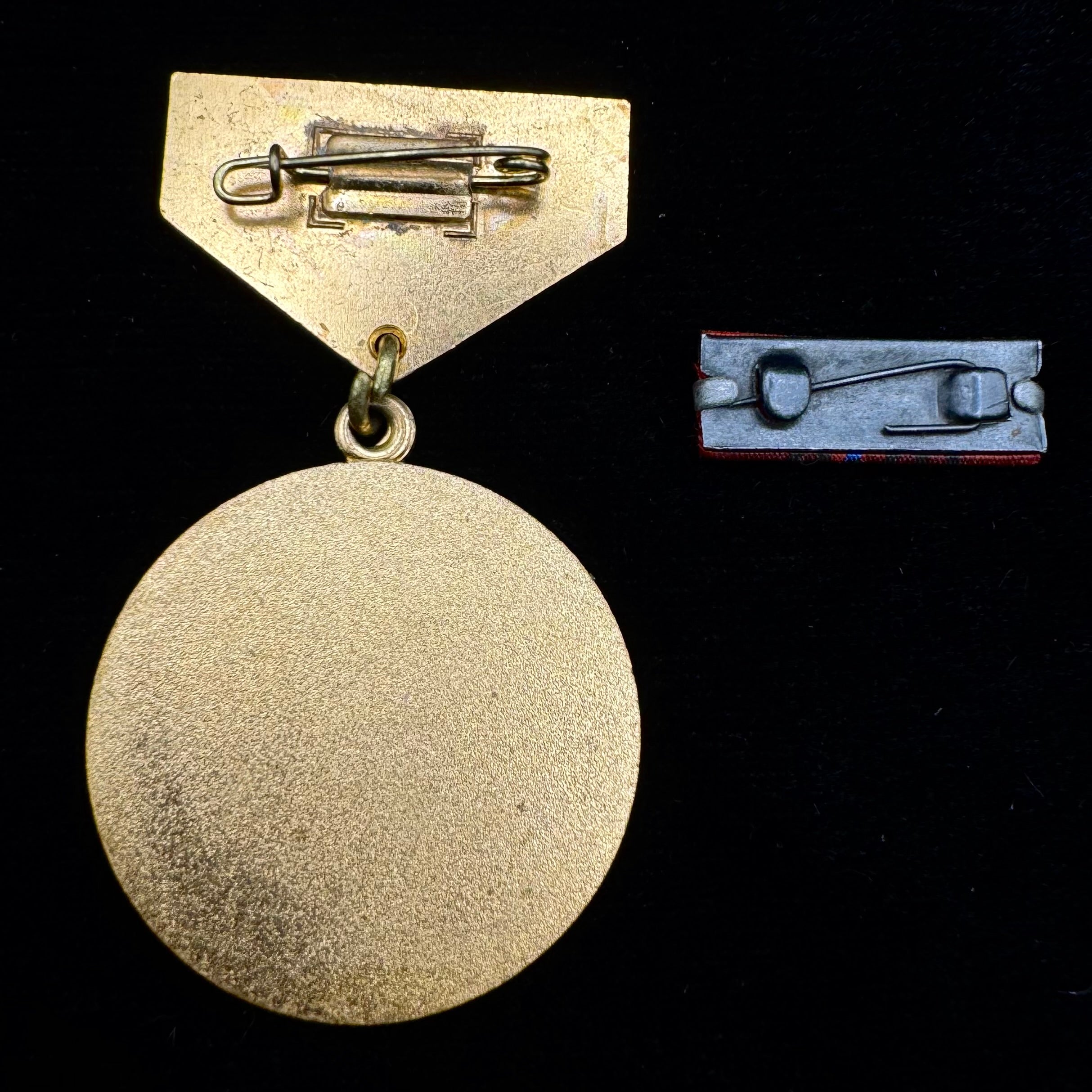 1921–1981 Mongolian People's Army 60th Anniversary Medal with Ribbon – Complete Set