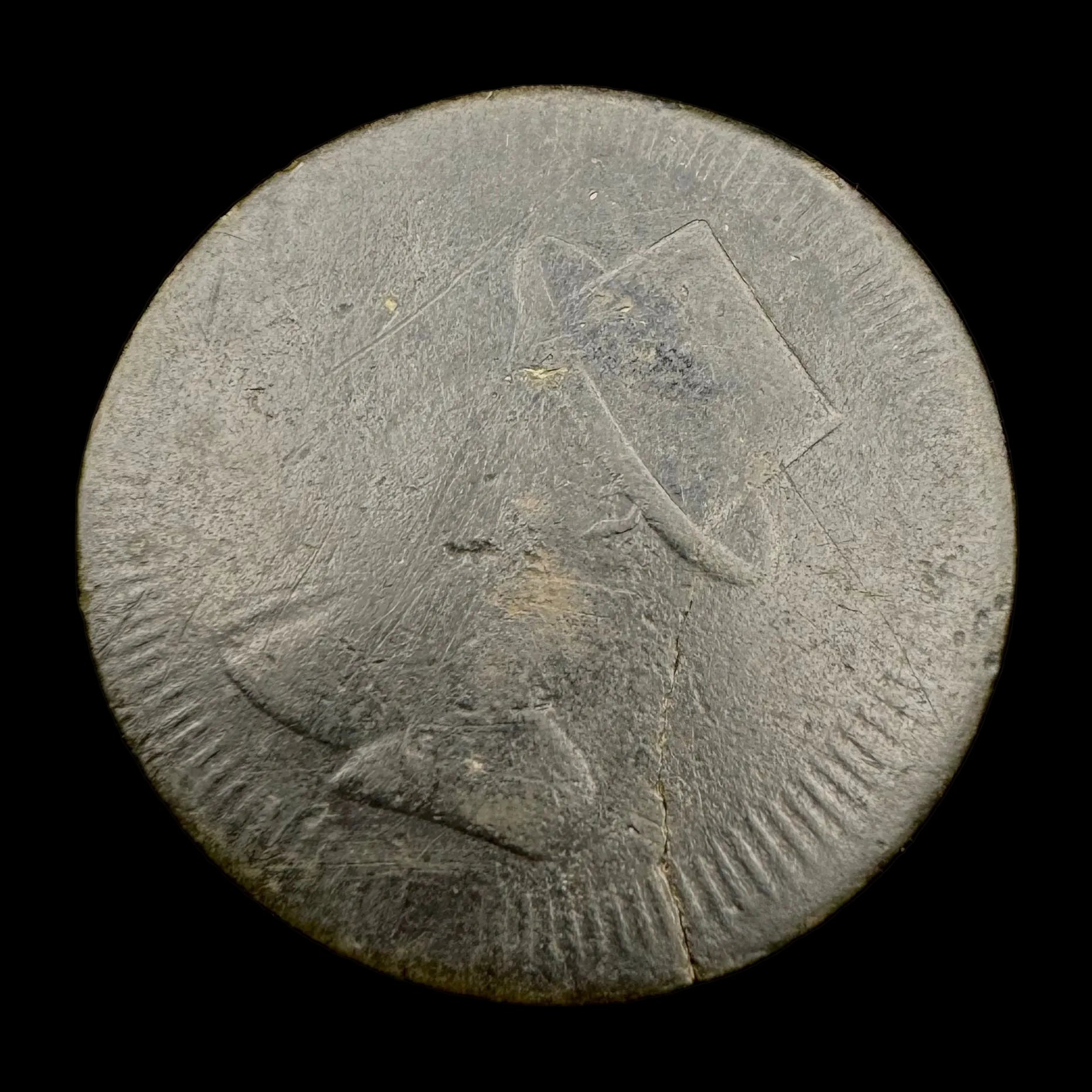 XVIII–XIX Century Antique Hatman Portrait Button – Age Crack, Unattributed Origin, Exceptionally Rare