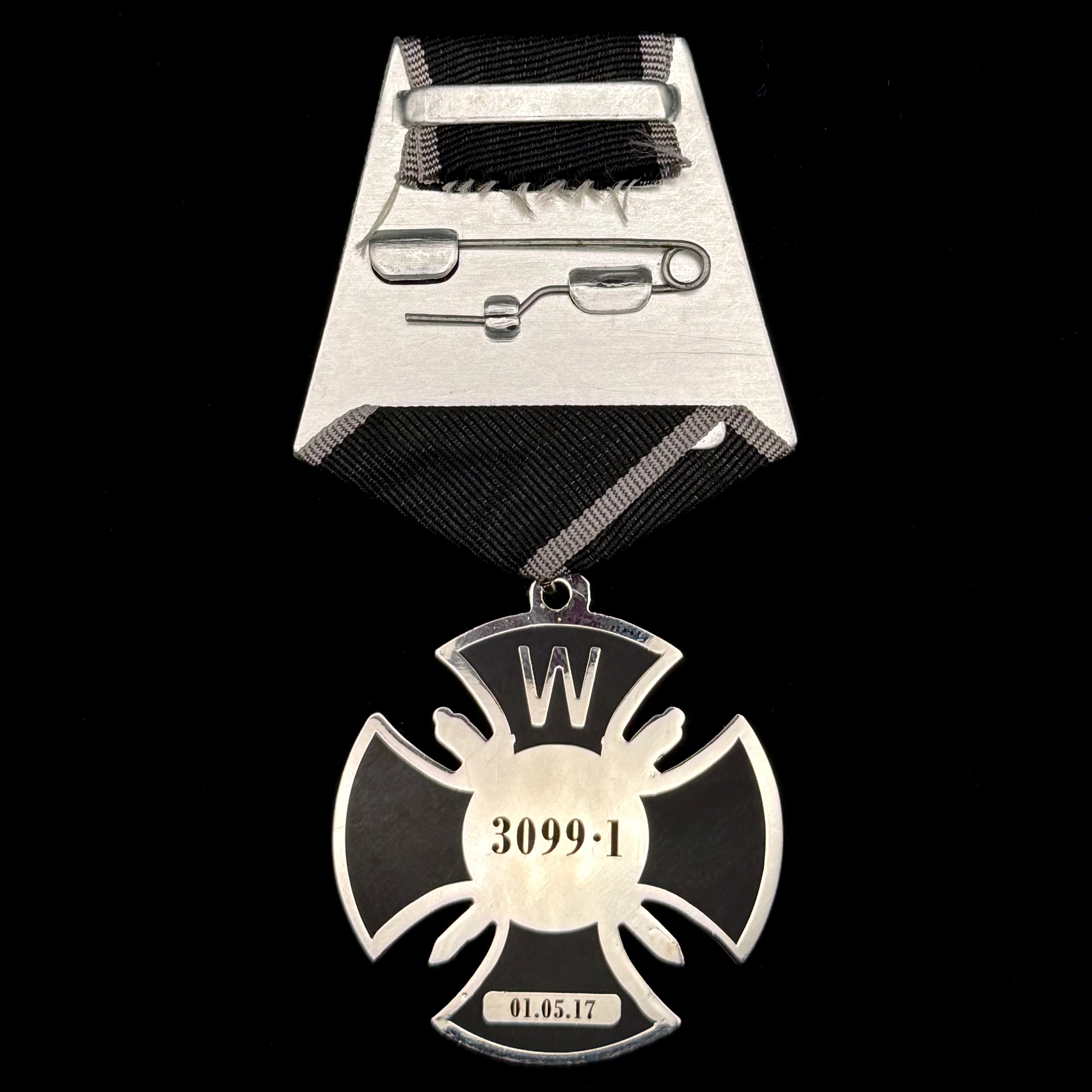 2017 PMC Wagner “Black Cross” Combat Service Trench Cross Medal – Syria Operation, Heavy Sword Variant, Fighter Numbered, Rare Issued Award