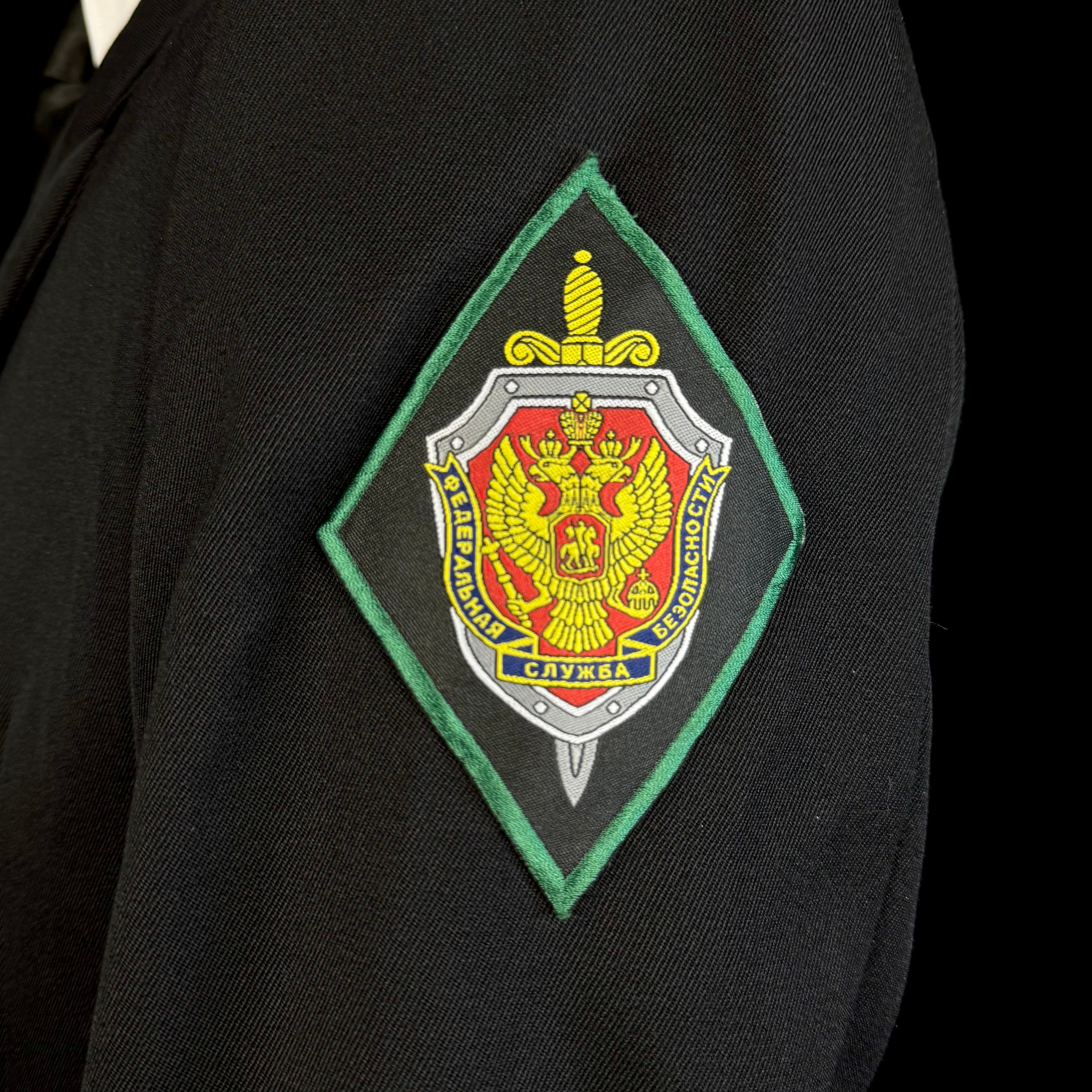 Russian FSB Border Maritime Units Senior Lieutenant Service Uniform – Complete Set with Tunic, Trousers, Summer Visor Cap & Badge, Rare Issue