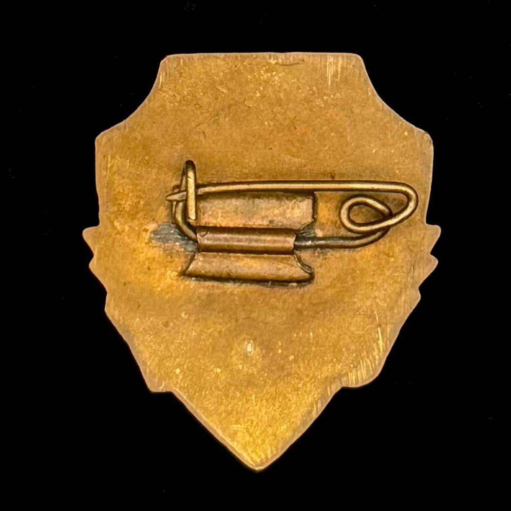 1983 Mongolian Ministry of Public Security “Intelligence Museum” Badge – Rare Original Issue