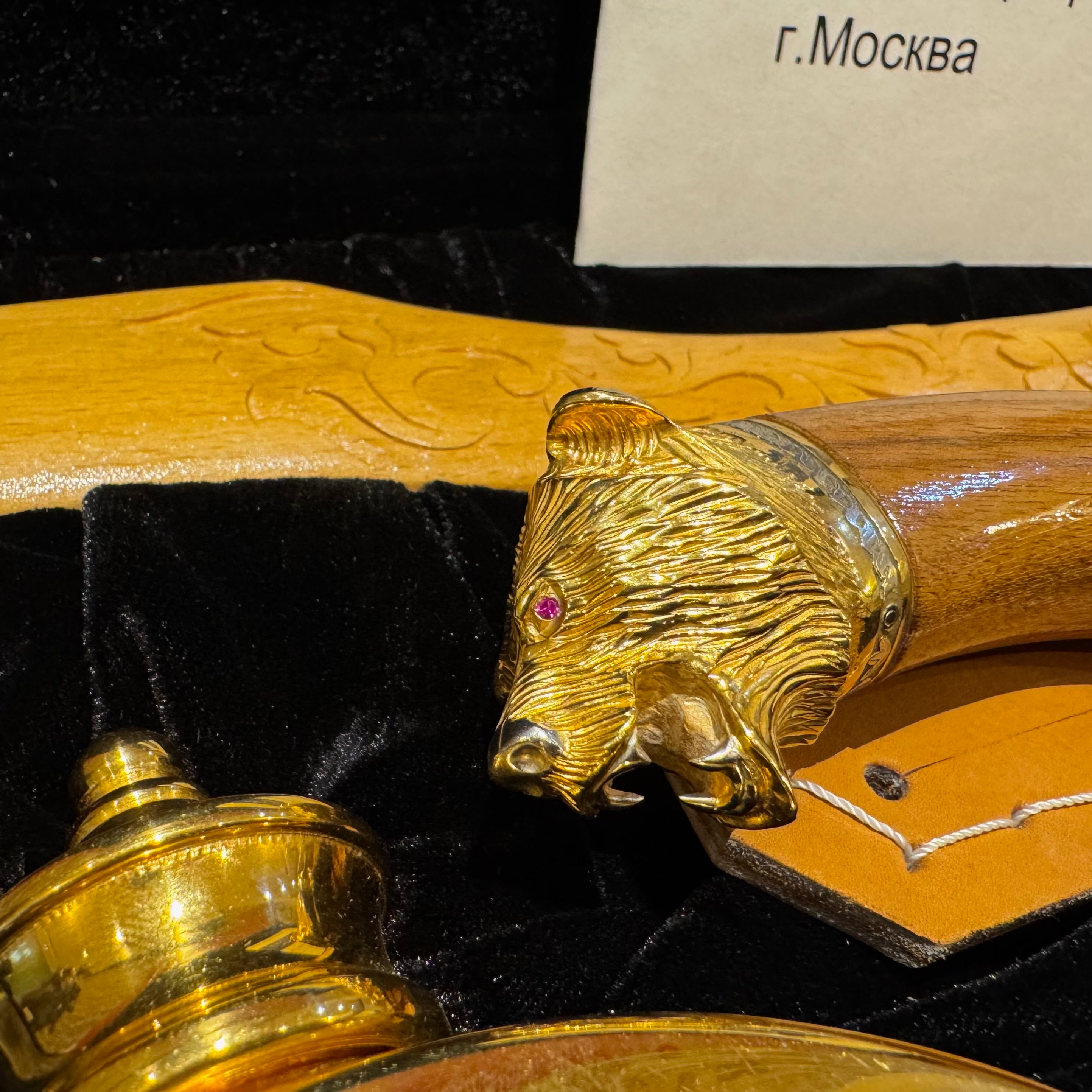 Russian Luxury Hunting Gift Set Gold Plated Knife Axe Flask With Box