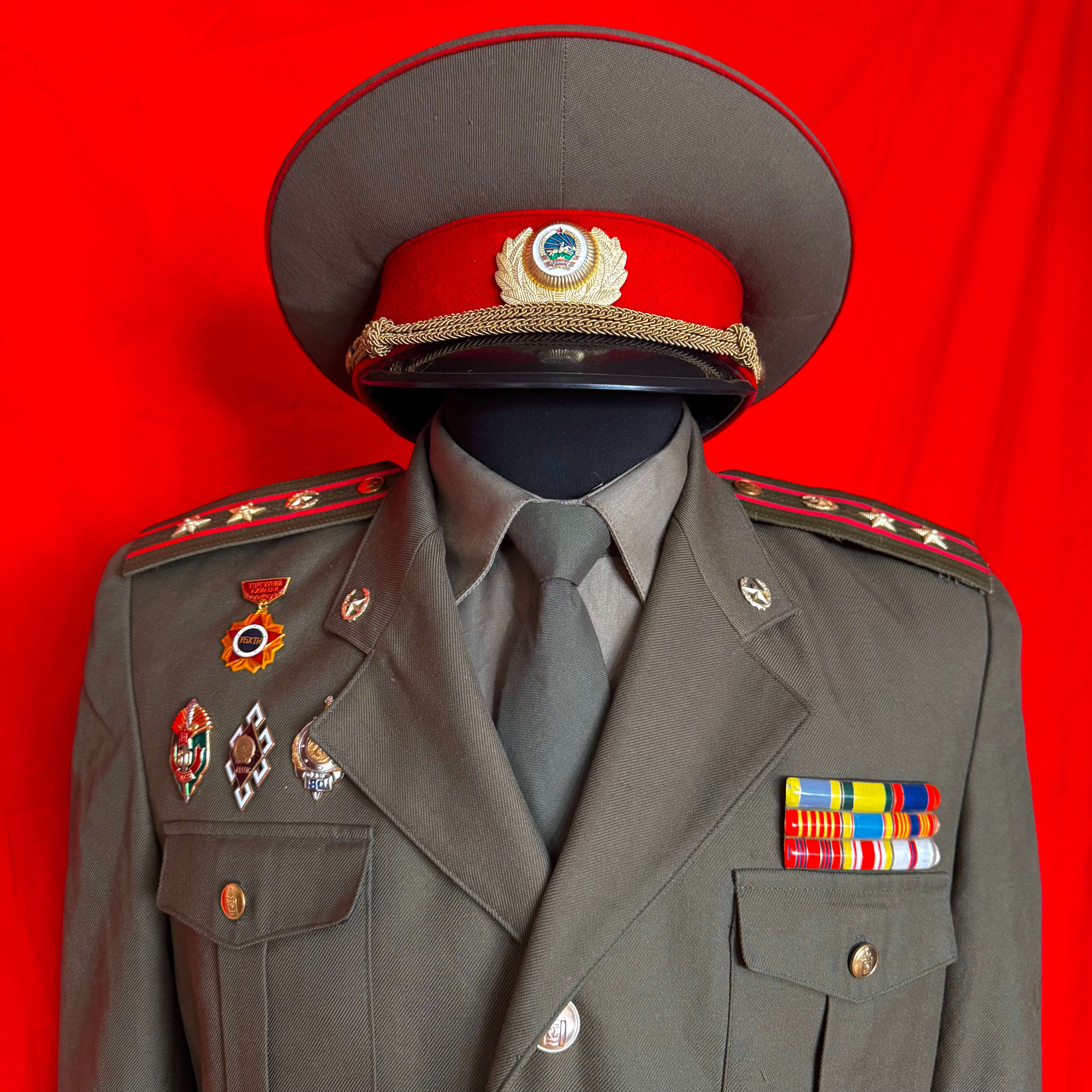 1990s Mongolian Internal Troops Lieutenant Colonel Daily Service Uniform with Original Badges & Ribbon Bar – Rare Complete Set