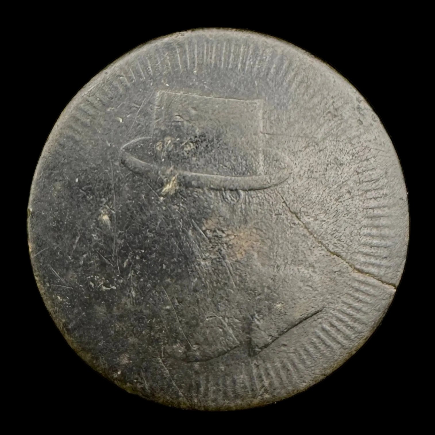 XVIII–XIX Century Antique Hatman Portrait Button – Age Crack, Unattributed Origin, Exceptionally Rare