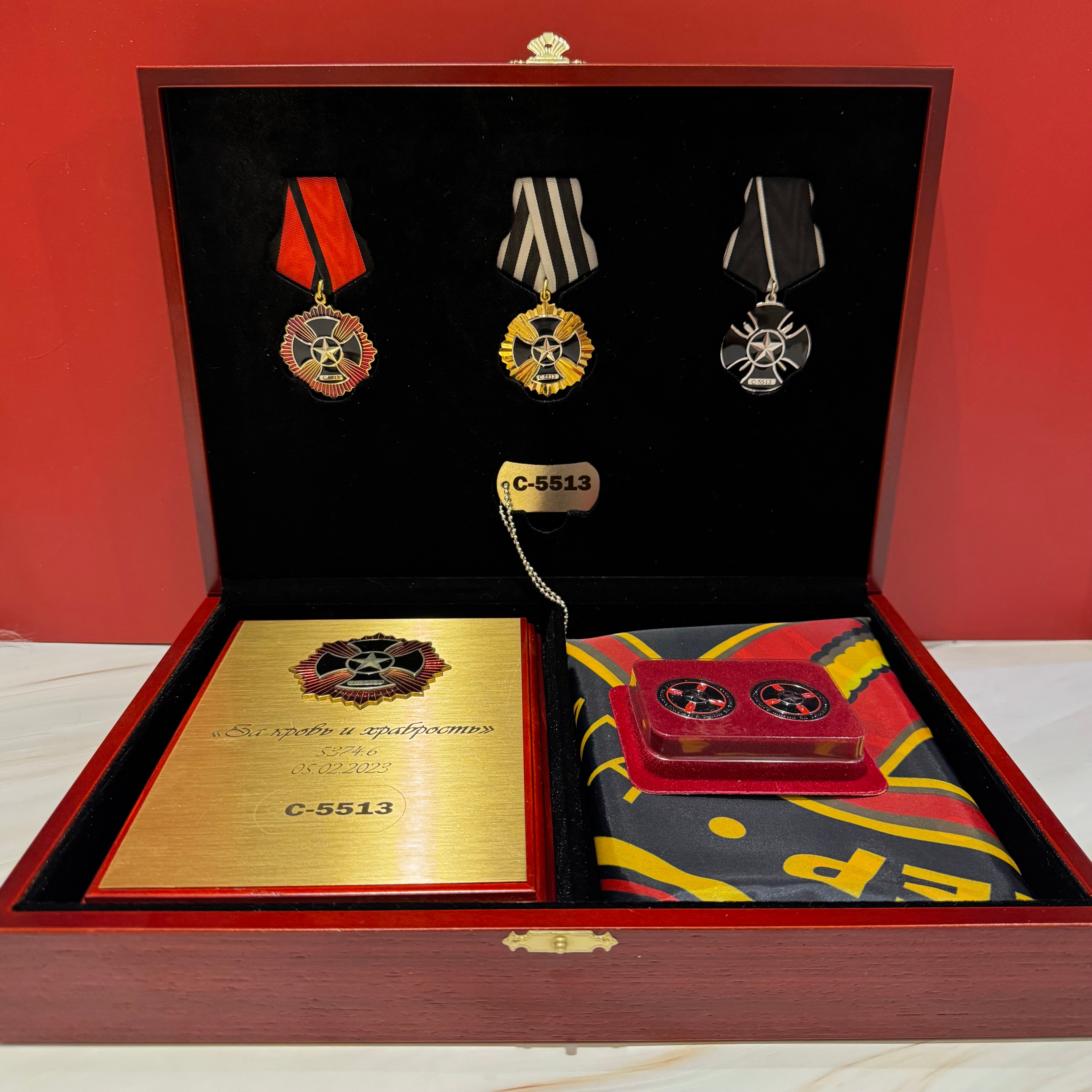 Wagner Group Award Set For Brave Fallen Fighter Featuring 3 Highest Level Medals